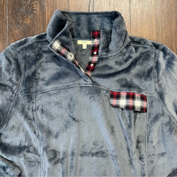 Kori half snap fleece with plaid (boutique brand) SZ LG - Picture 2 of 4